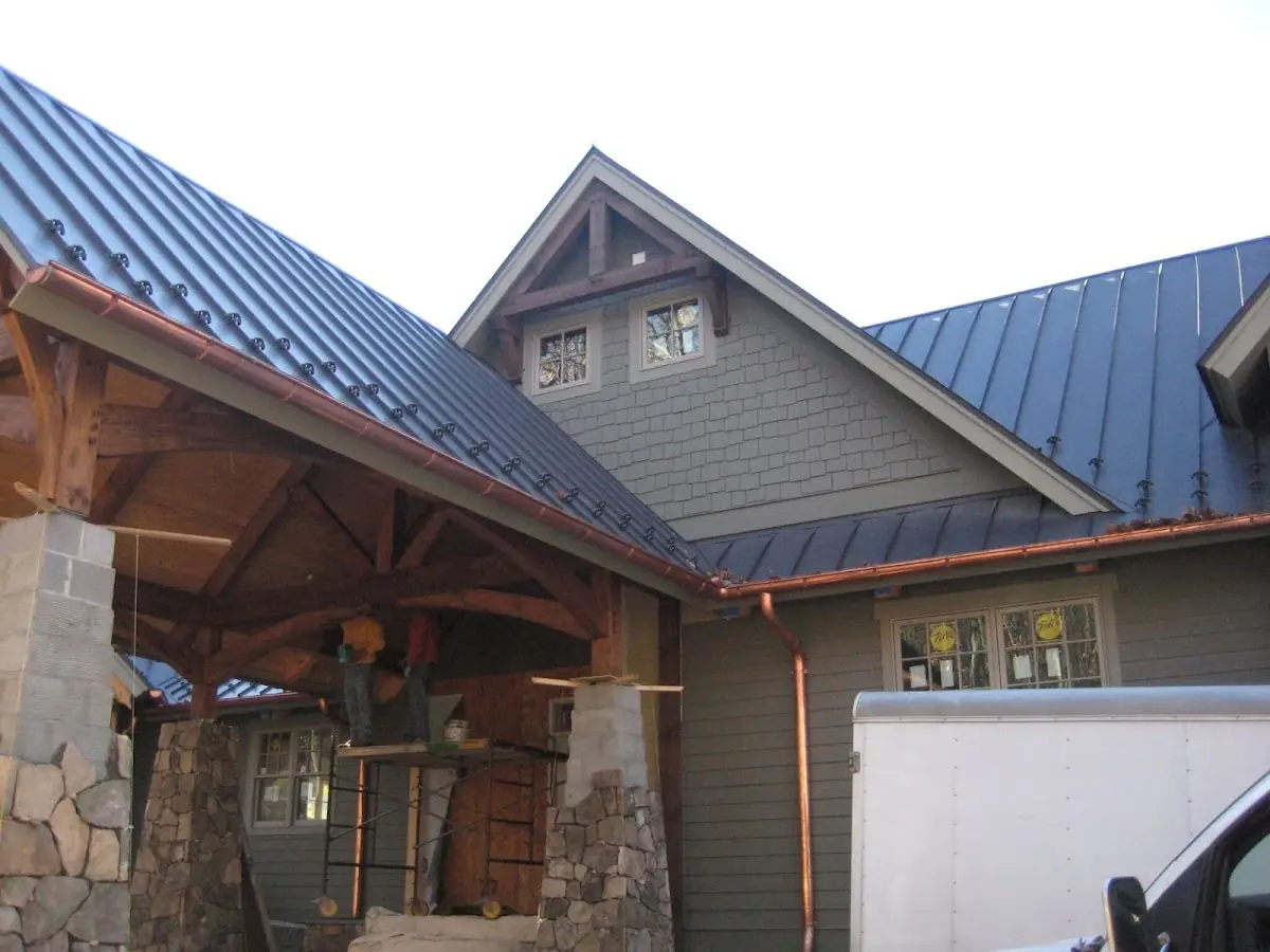 Craftsman Roofing team delivering quality roofing work in Ontwa